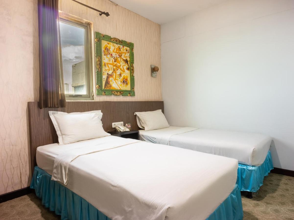 Ocean View Hotel Makassar Redpartner Экстерьер фото